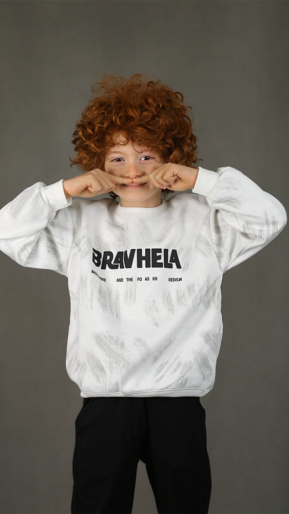 تیشرت پسرانه 32205 برندس سفید (4) تیشرت پسرانه 32205 - Image 1